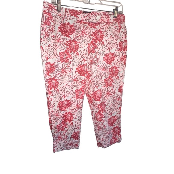 5 for $40
Talbots Woman The Perfect Skimmer Cropped Pant Pink Floral Spring 8p - Picture 10 of 11